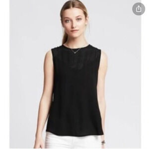 Banana Republic Perforated Yoke Tank Black Sleeveless Mesh Blouse Size‎ Small